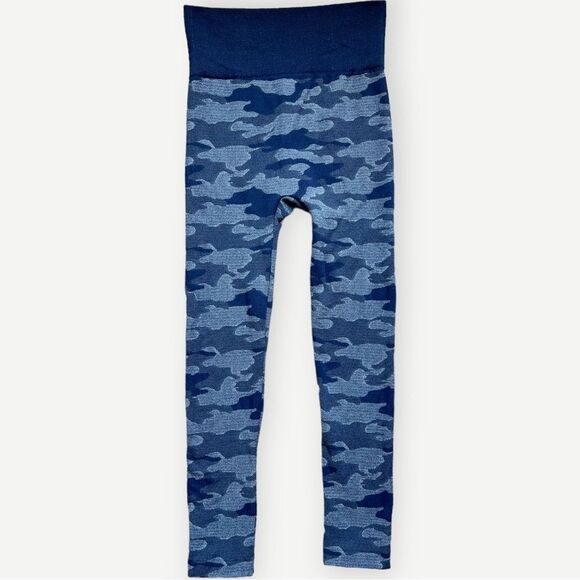 Zac & Rachel Blue Camo Stretchy High Waist Leggings. 0X. 1X. Plus. - Picture 2 of 6